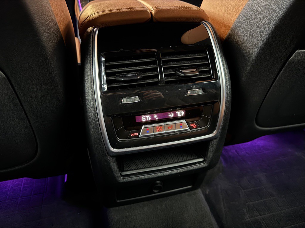 2021 BMW X5 Image 32