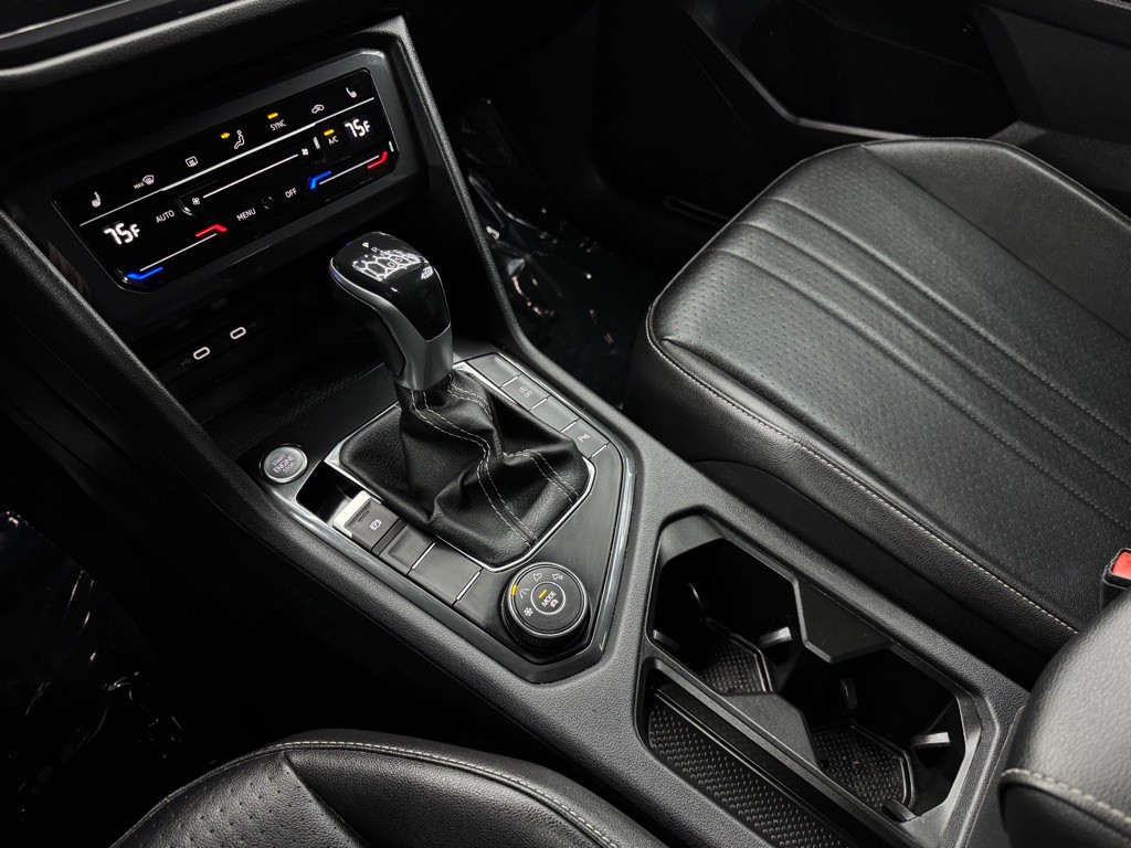 2022 Volkswagen Tiguan Image 42