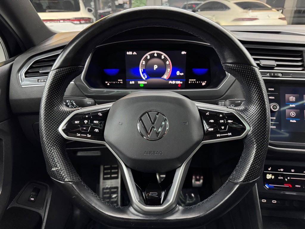 2022 Volkswagen Tiguan Image 44