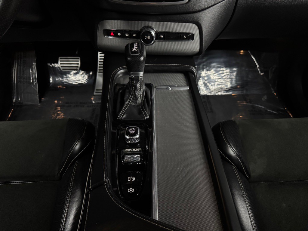 2019 Volvo XC90 Image 45