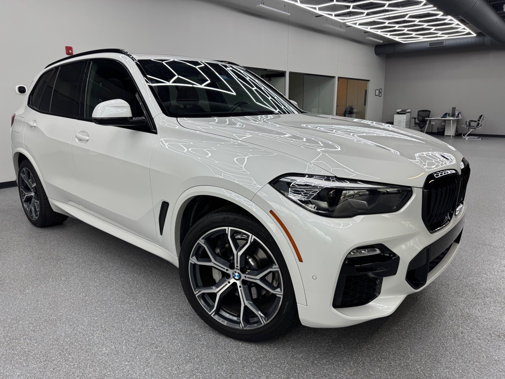 2019 BMW X5 Image 2
