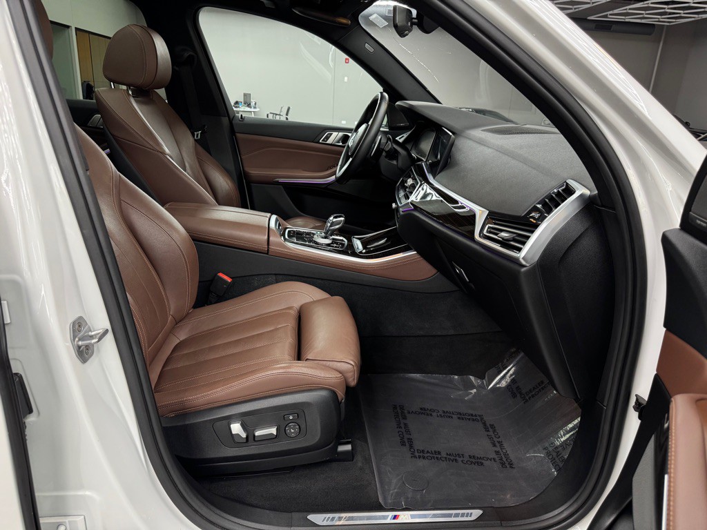 2019 BMW X5 Image 30