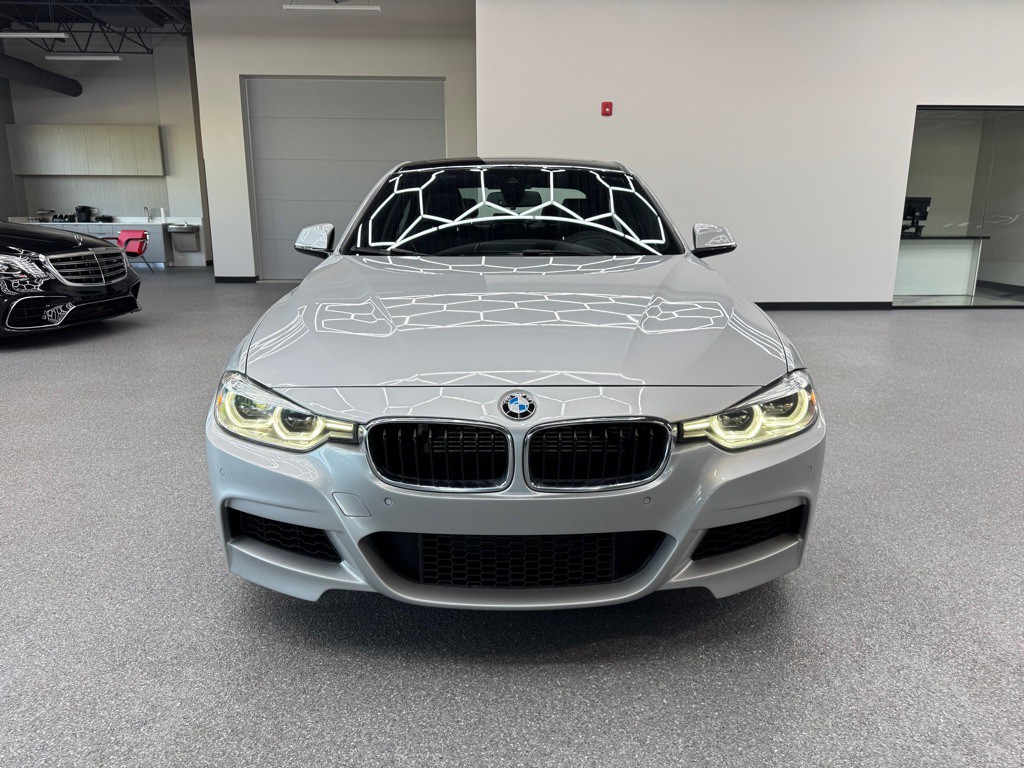 2016 BMW 3 Series Image 5