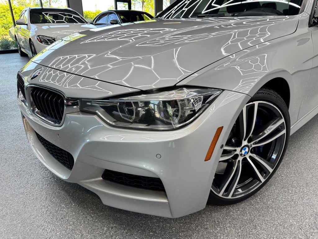 2016 BMW 3 Series Image 9