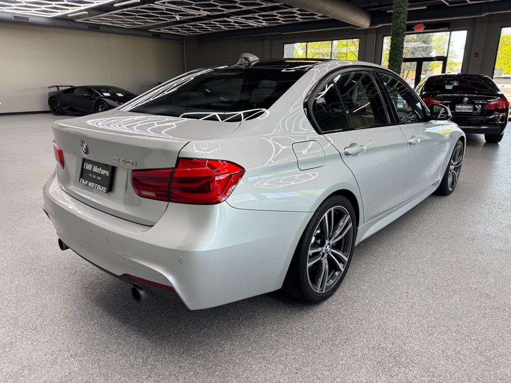 2016 BMW 3 Series Image 15