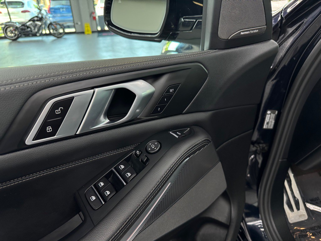2020 BMW X5 Image 19