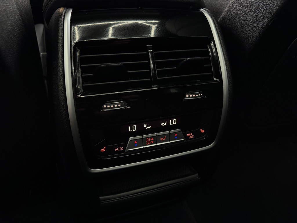 2020 BMW X5 Image 28