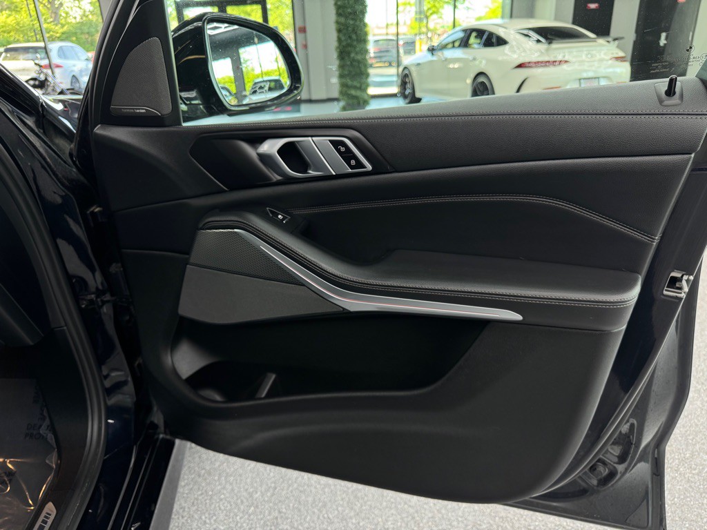 2020 BMW X5 Image 29