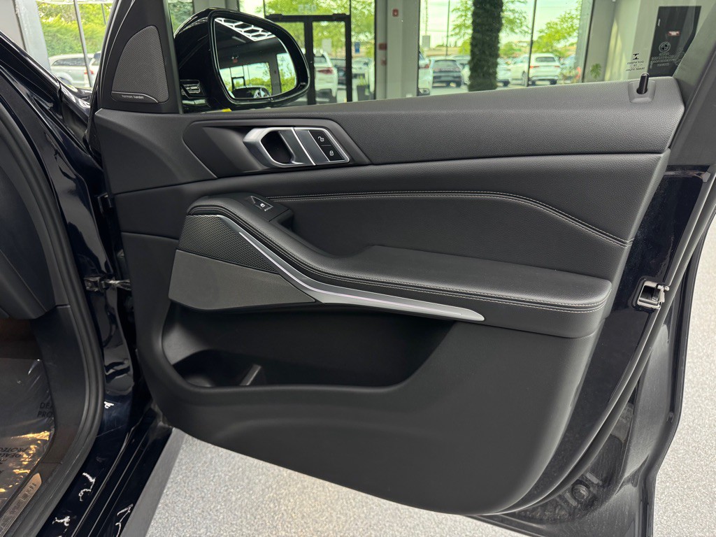2019 BMW X5 Image 25