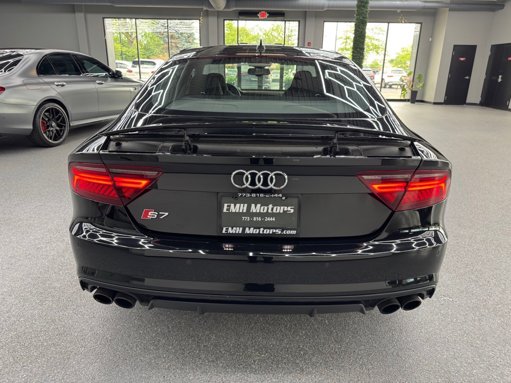 2016 Audi S7 Image 14
