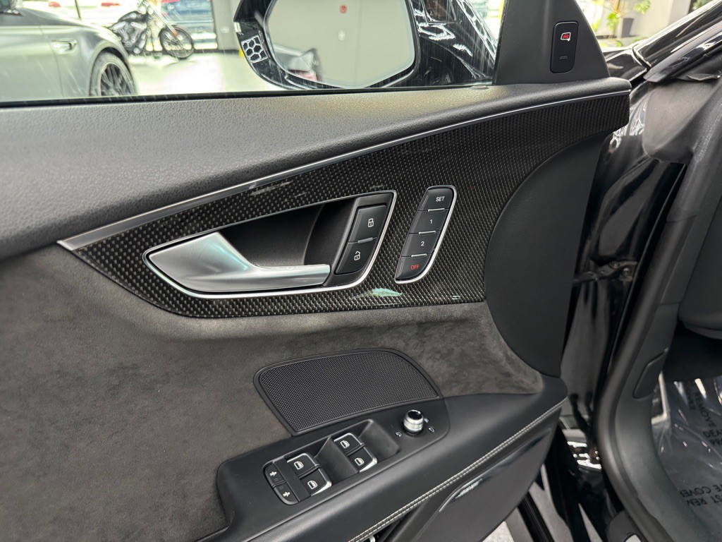 2016 Audi S7 Image 23