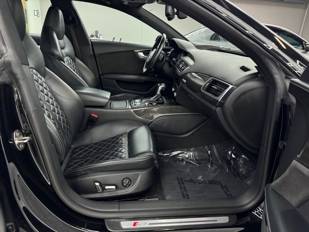 2016 Audi S7 Image 34