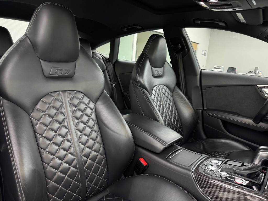 2016 Audi S7 Image 35