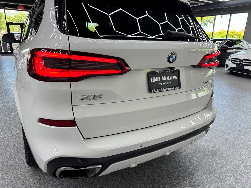 2019 BMW X5 Image 12