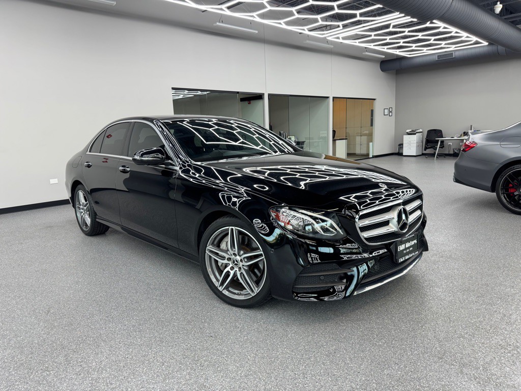 2019 Mercedes-Benz E-Class Image 1