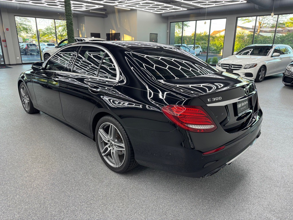2019 Mercedes-Benz E-Class Image 12