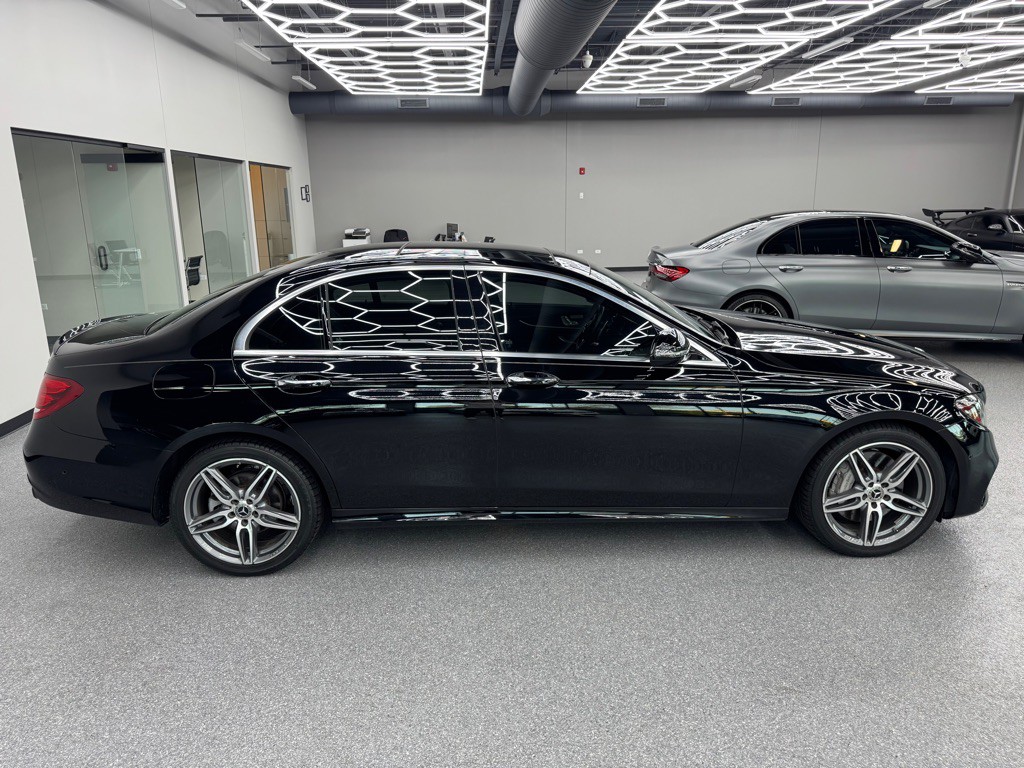 2019 Mercedes-Benz E-Class Image 16
