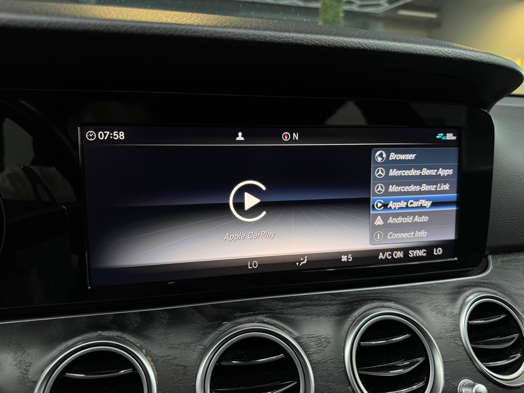 2019 Mercedes-Benz E-Class Image 39
