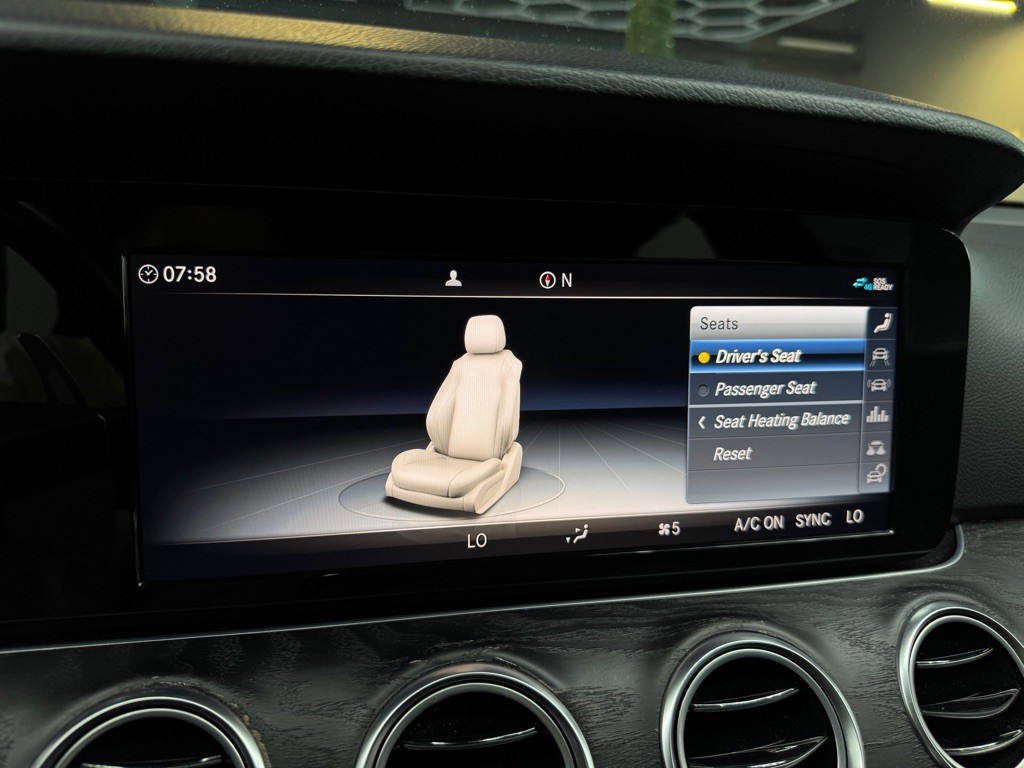2019 Mercedes-Benz E-Class Image 41