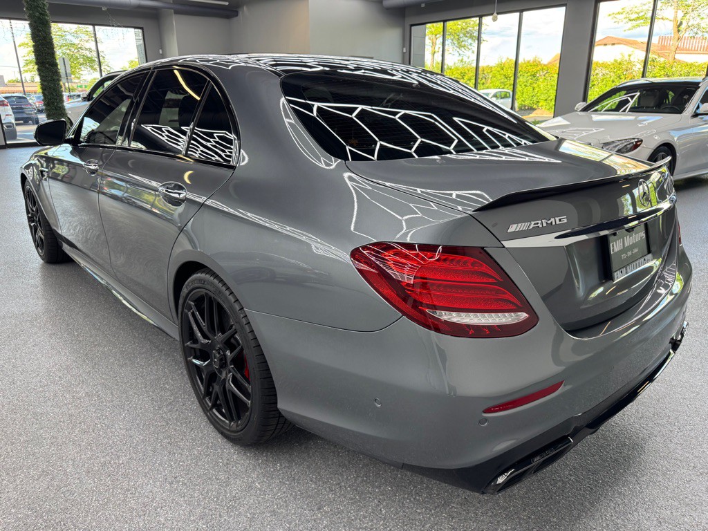2019 Mercedes-Benz E-Class Image 12