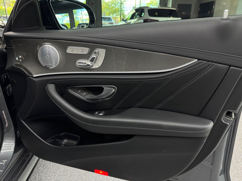 2019 Mercedes-Benz E-Class Image 37