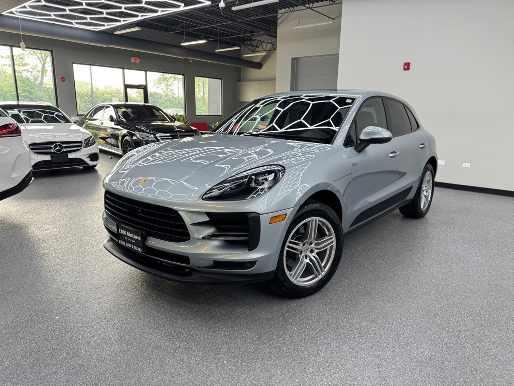 2020 Porsche Macan Image 7