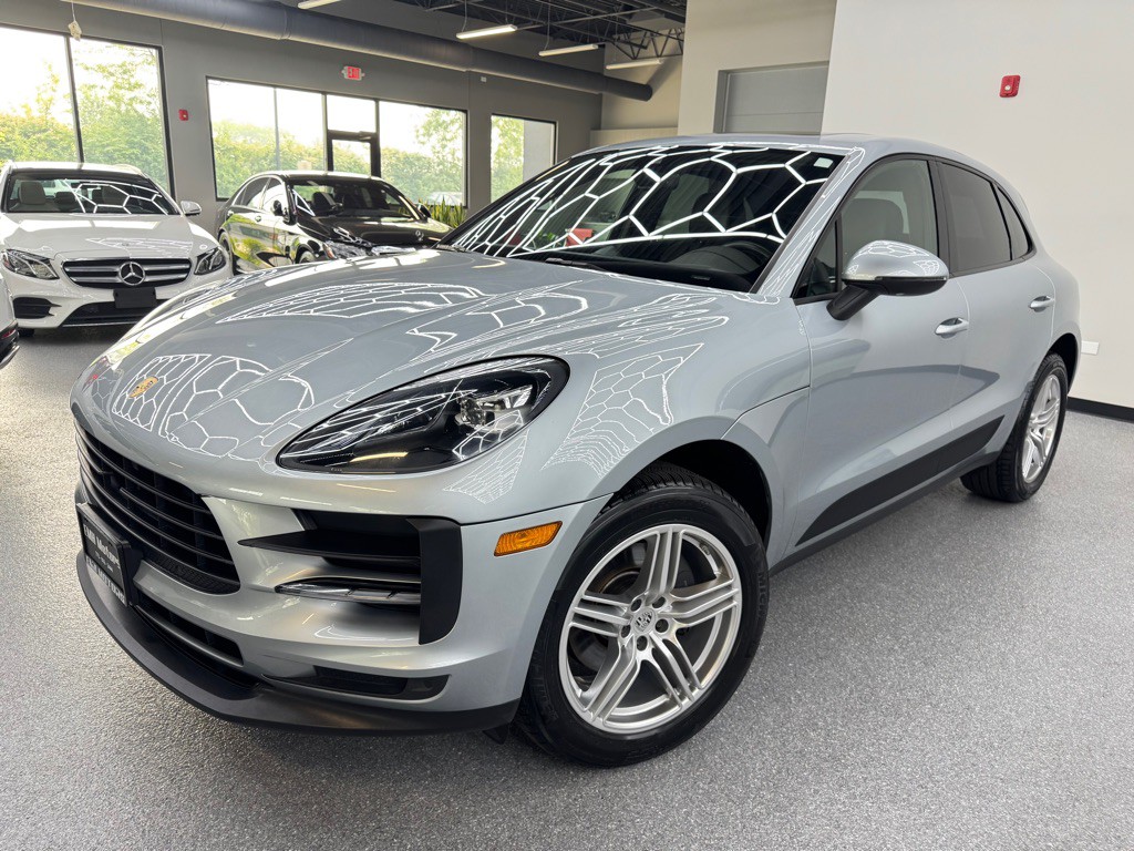 2020 Porsche Macan Image 8