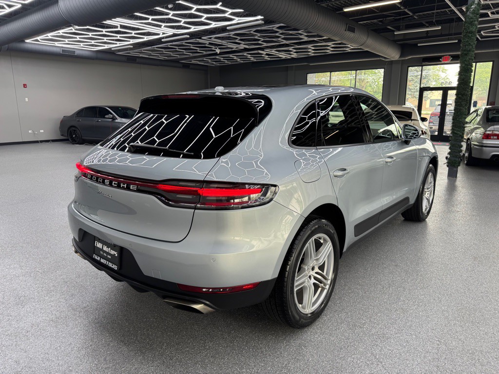2020 Porsche Macan Image 13