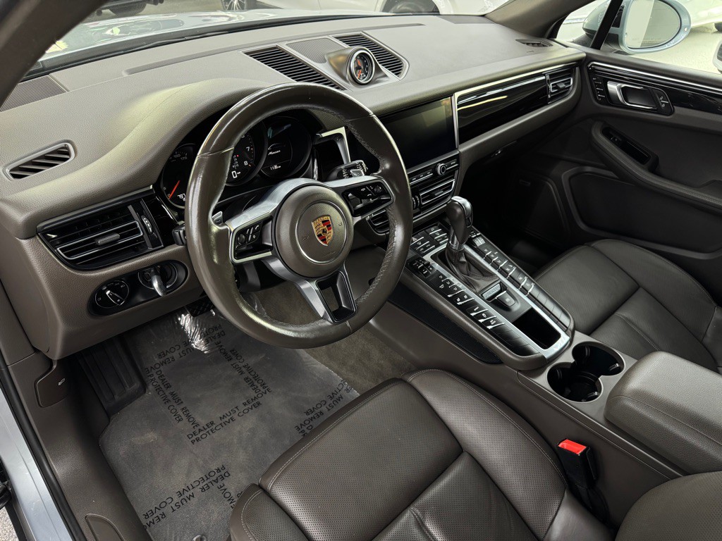 2020 Porsche Macan Image 20