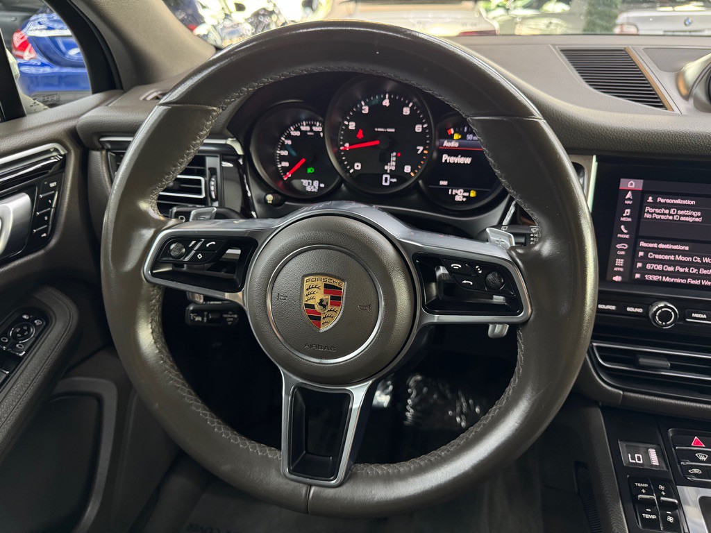 2020 Porsche Macan Image 32