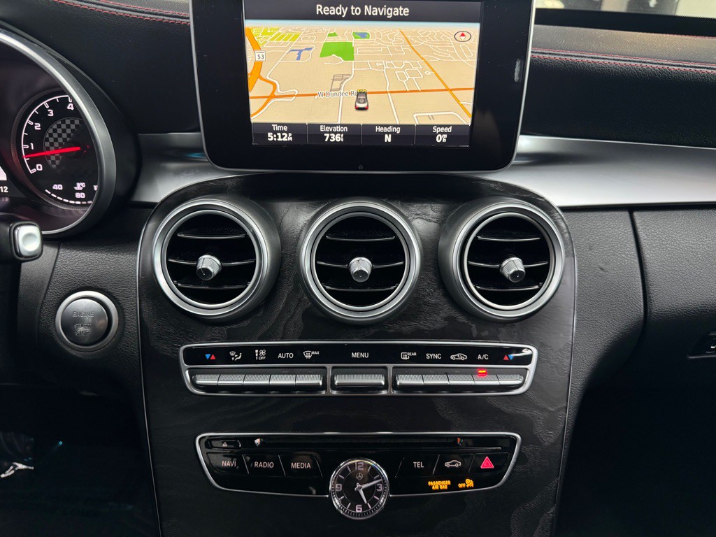2016 Mercedes-Benz C-Class Image 32
