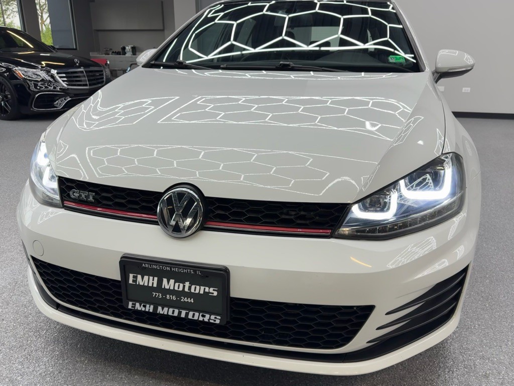 2015 Volkswagen GTI Image 4