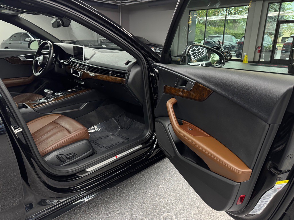 2019 Audi A4 Image 30
