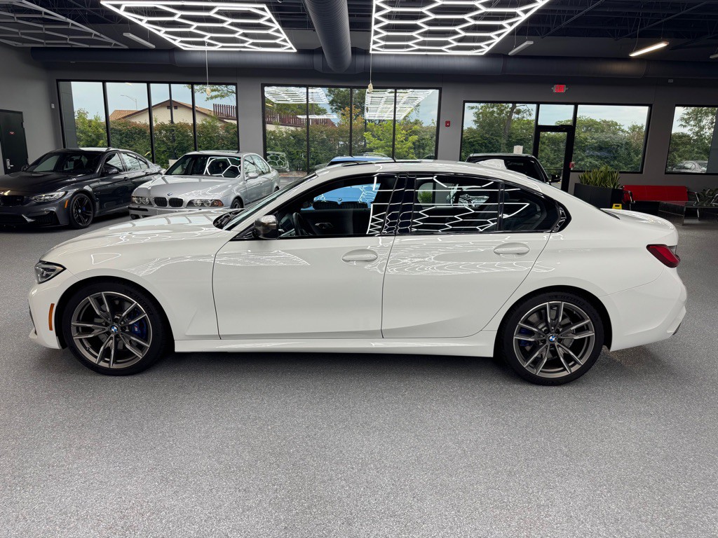 2020 BMW 3 Series Image 9