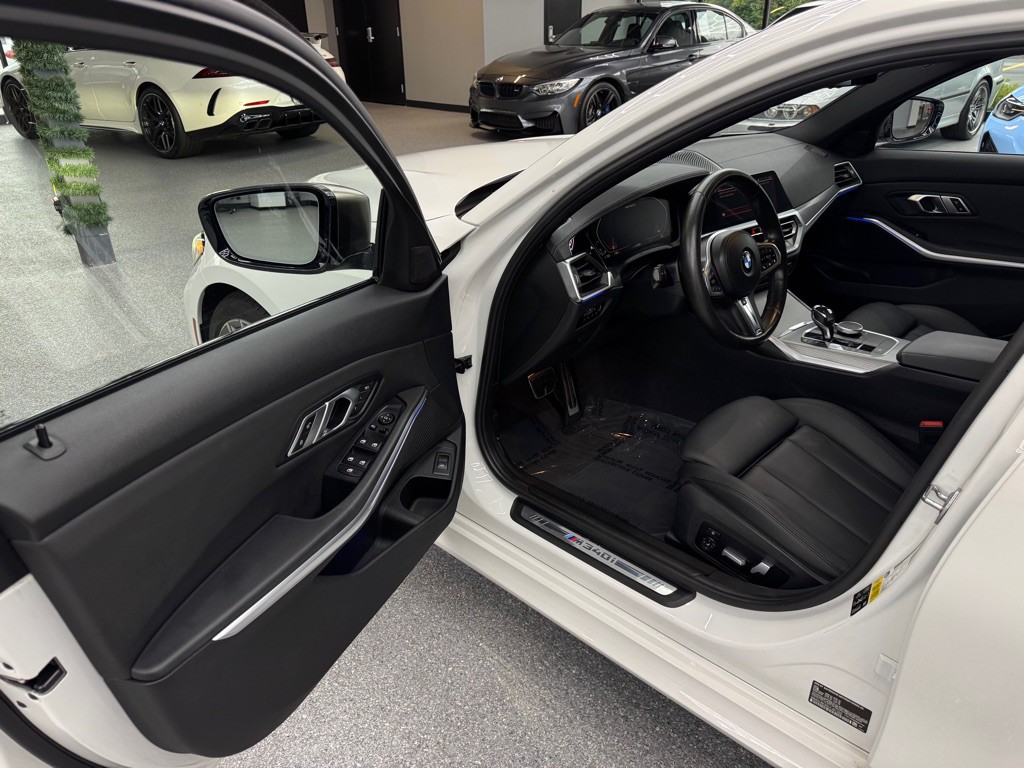 2020 BMW 3 Series Image 18