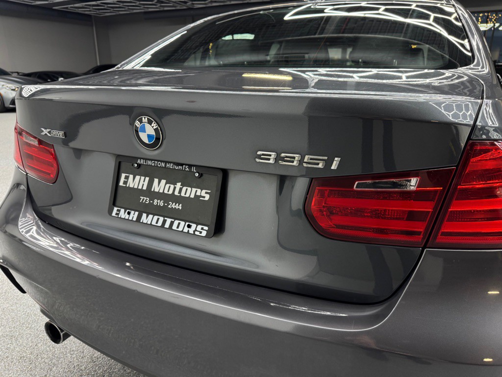2013 BMW 3 Series Image 10