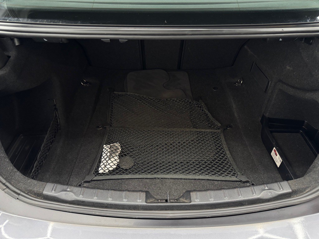 2013 BMW 3 Series Image 19