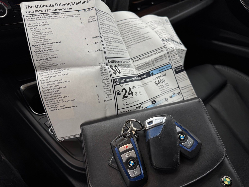 2013 BMW 3 Series Image 36