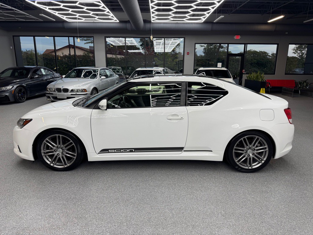2013 Scion tC Image 7