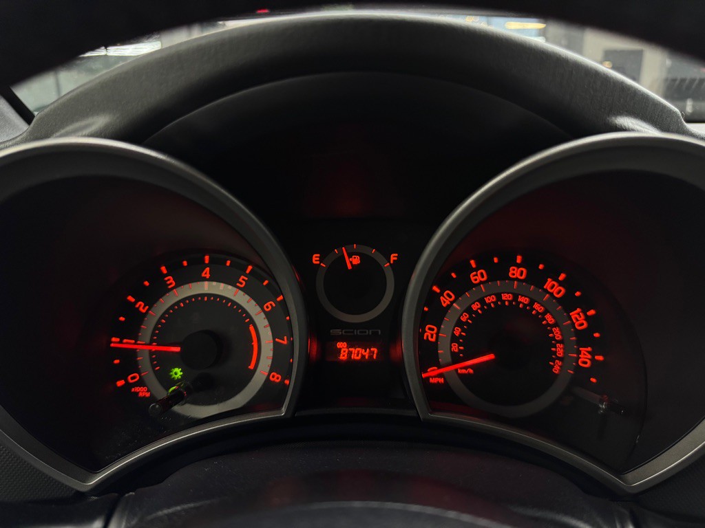2013 Scion tC Image 25