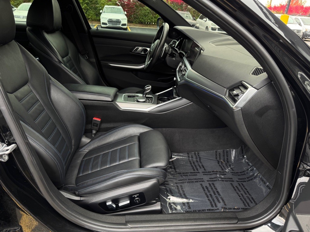 2020 BMW 3 Series Image 27