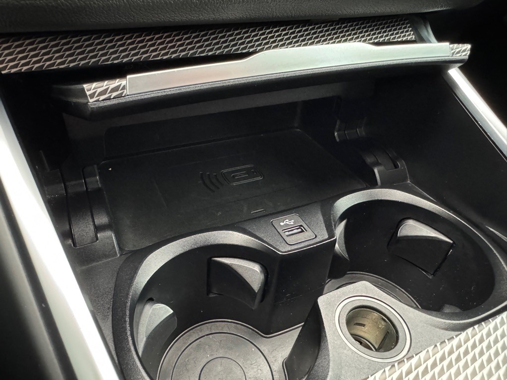 2020 BMW 3 Series Image 39
