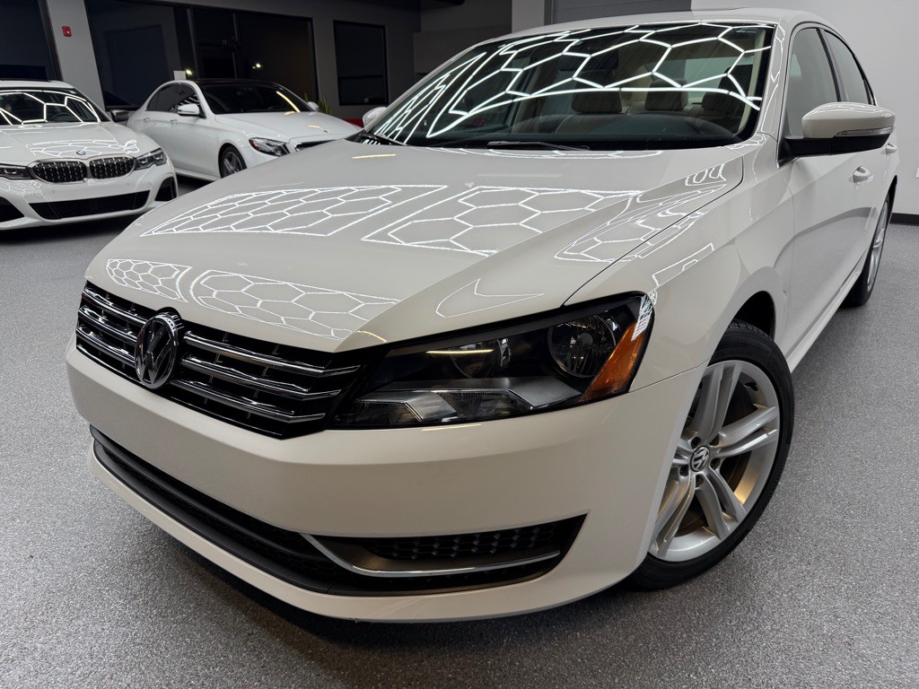2015 Volkswagen Passat Image 5