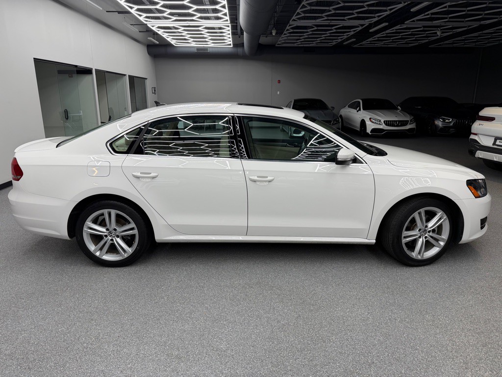 2015 Volkswagen Passat Image 10
