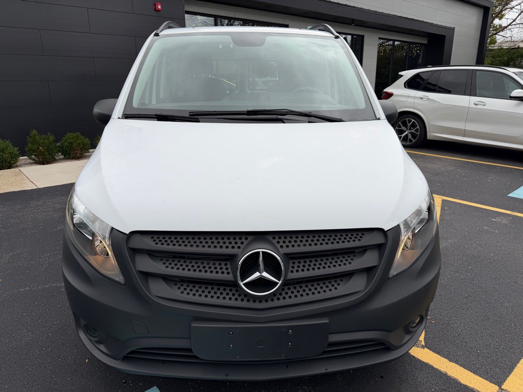 2016 Mercedes-Benz Metris Image 3