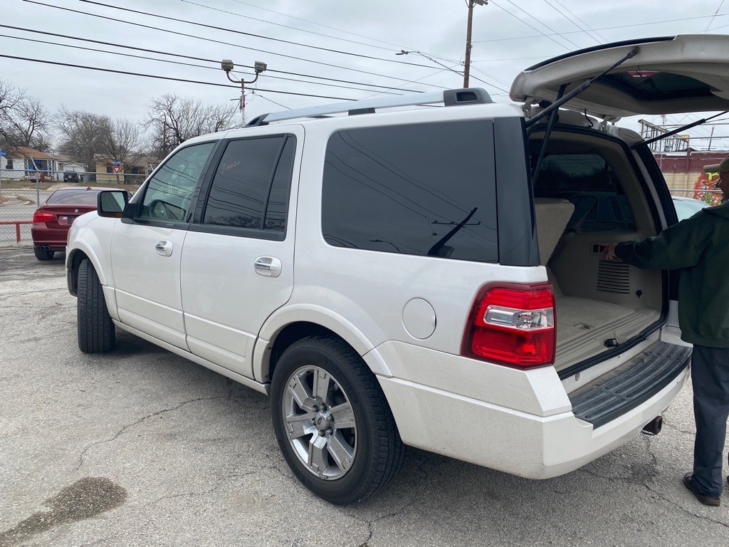 2010 Ford Expedition Image 6