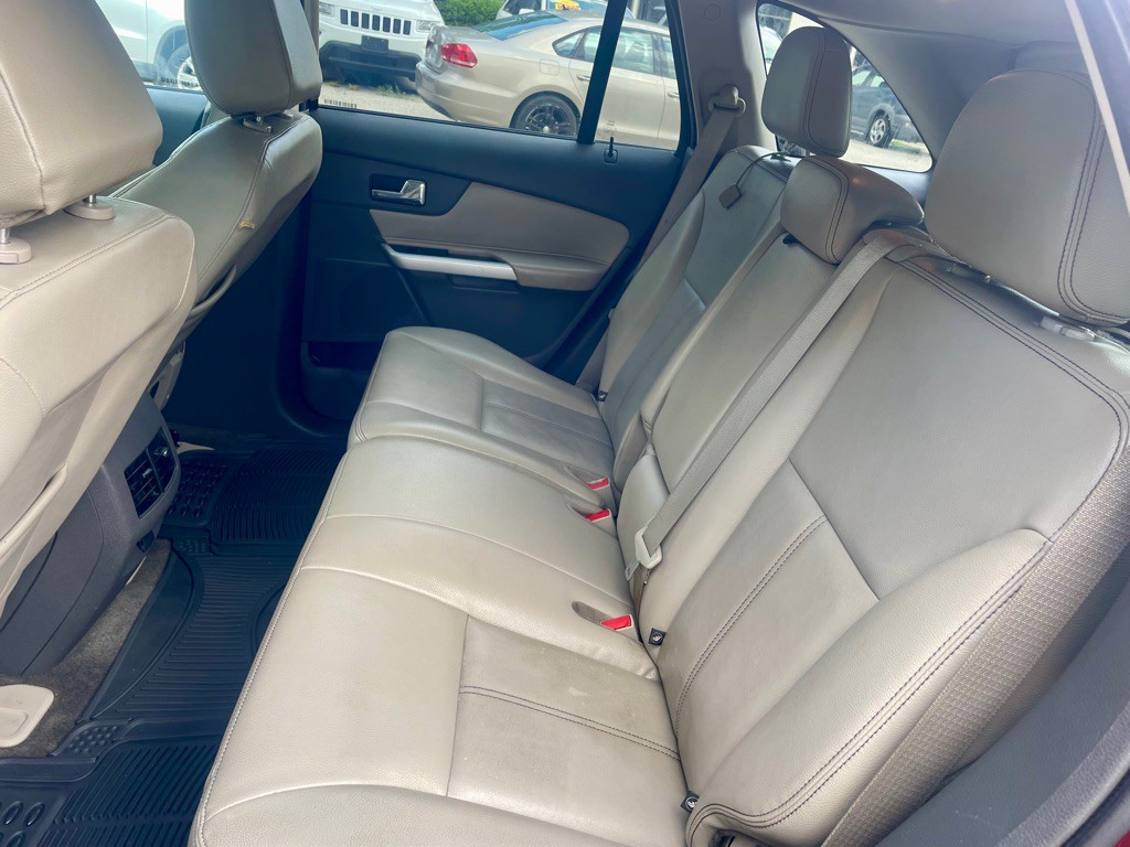 2014 Ford Edge Image 16
