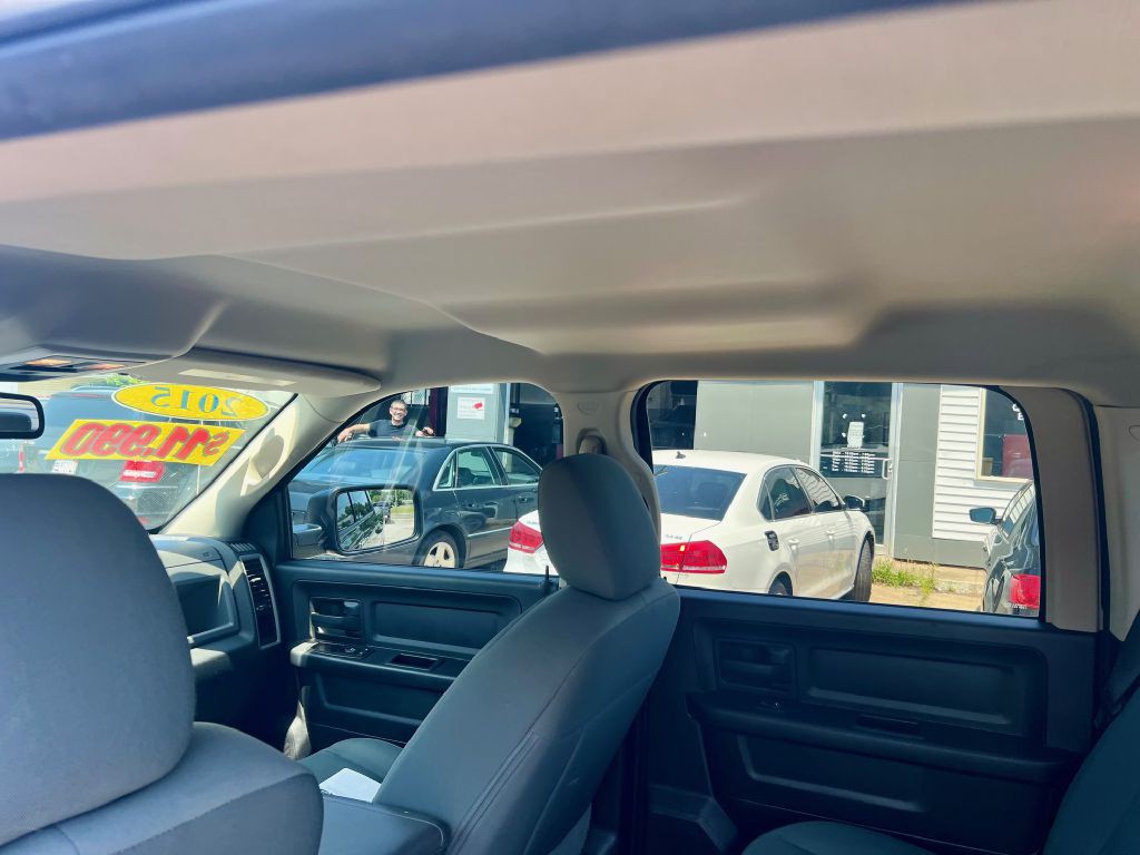 2015 RAM 1500 Image 22
