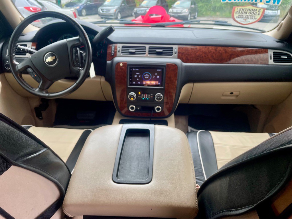 2008 Chevrolet Tahoe Image 11