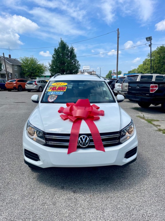 2017 Volkswagen Tiguan Image 2